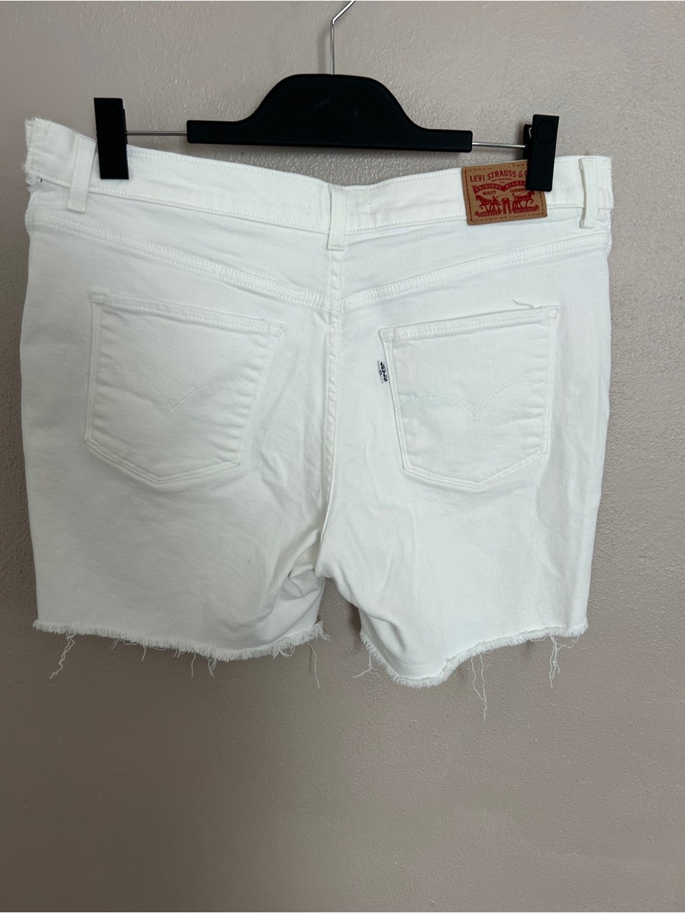 Levi's White Frayed Hem Denim Shorts - Picture 2 of 3